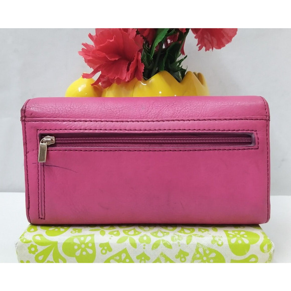Fossil Pink Leather Credit Card ID Window Trifold Wallet - Picture 2 of 16